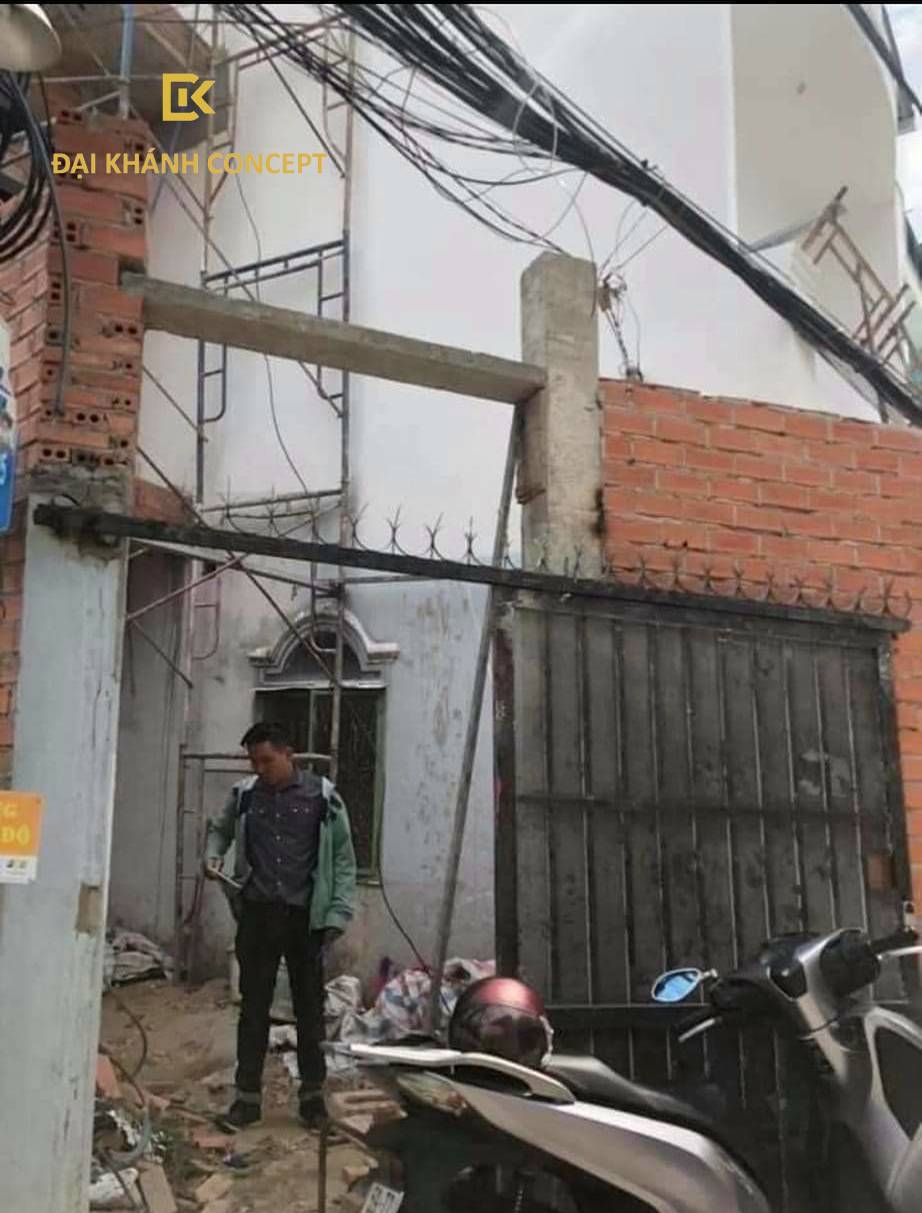 Quá trình hoàn thiện ngôi nhà của một người anh