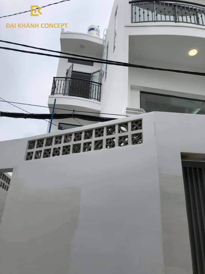 Quá trình hoàn thiện ngôi nhà của một người anh