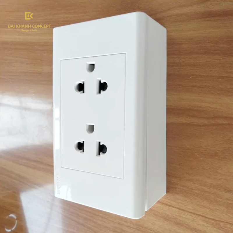 Bảng Giá Chi Tiết Các Loại Ổ Cắm Điện Phổ Biến Nhất Hiện Nay